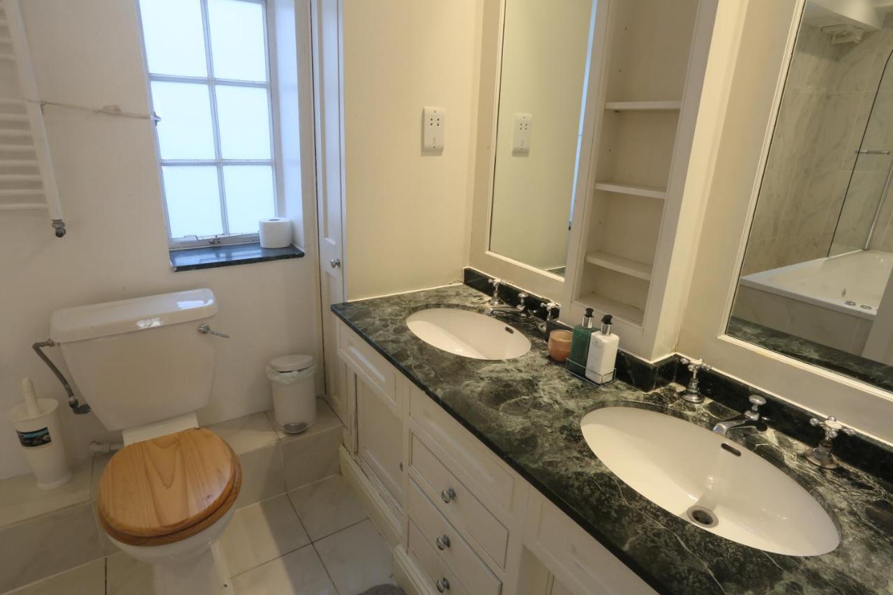 Piccadilly Circus Suites Лондон Екстер'єр фото