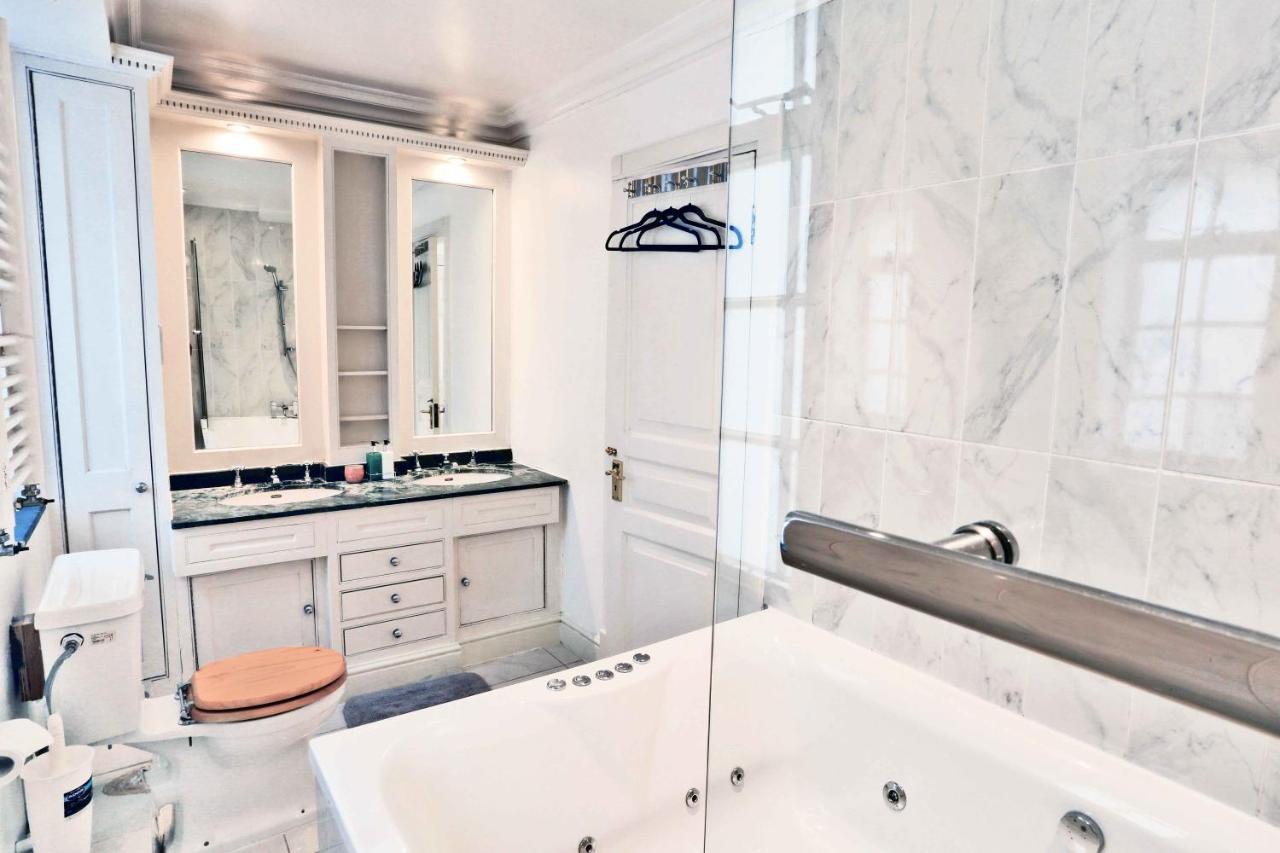 Piccadilly Circus Suites Лондон Екстер'єр фото
