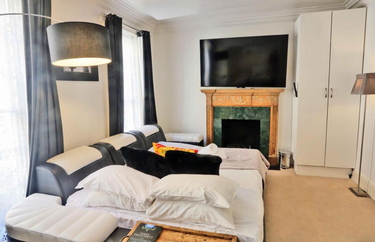 Piccadilly Circus Suites Лондон Екстер'єр фото