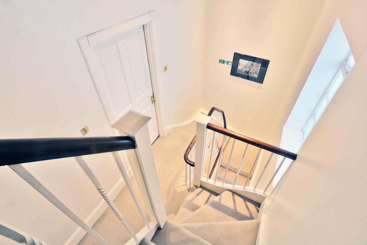 Piccadilly Circus Suites Лондон Екстер'єр фото