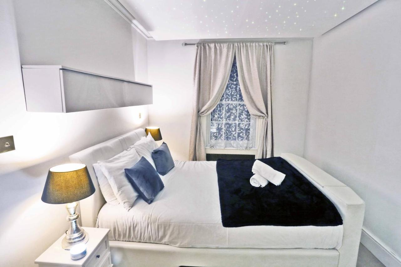 Piccadilly Circus Suites Лондон Екстер'єр фото